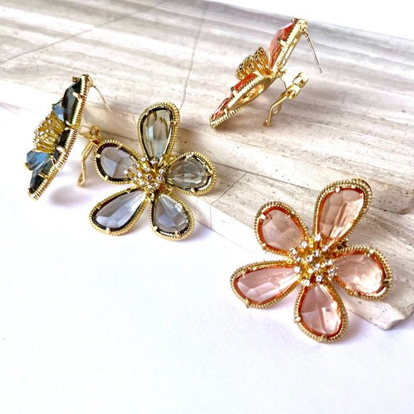 NEW~ Anthropologie Floral Tapestry Post Earrings - Picture 5 of 8